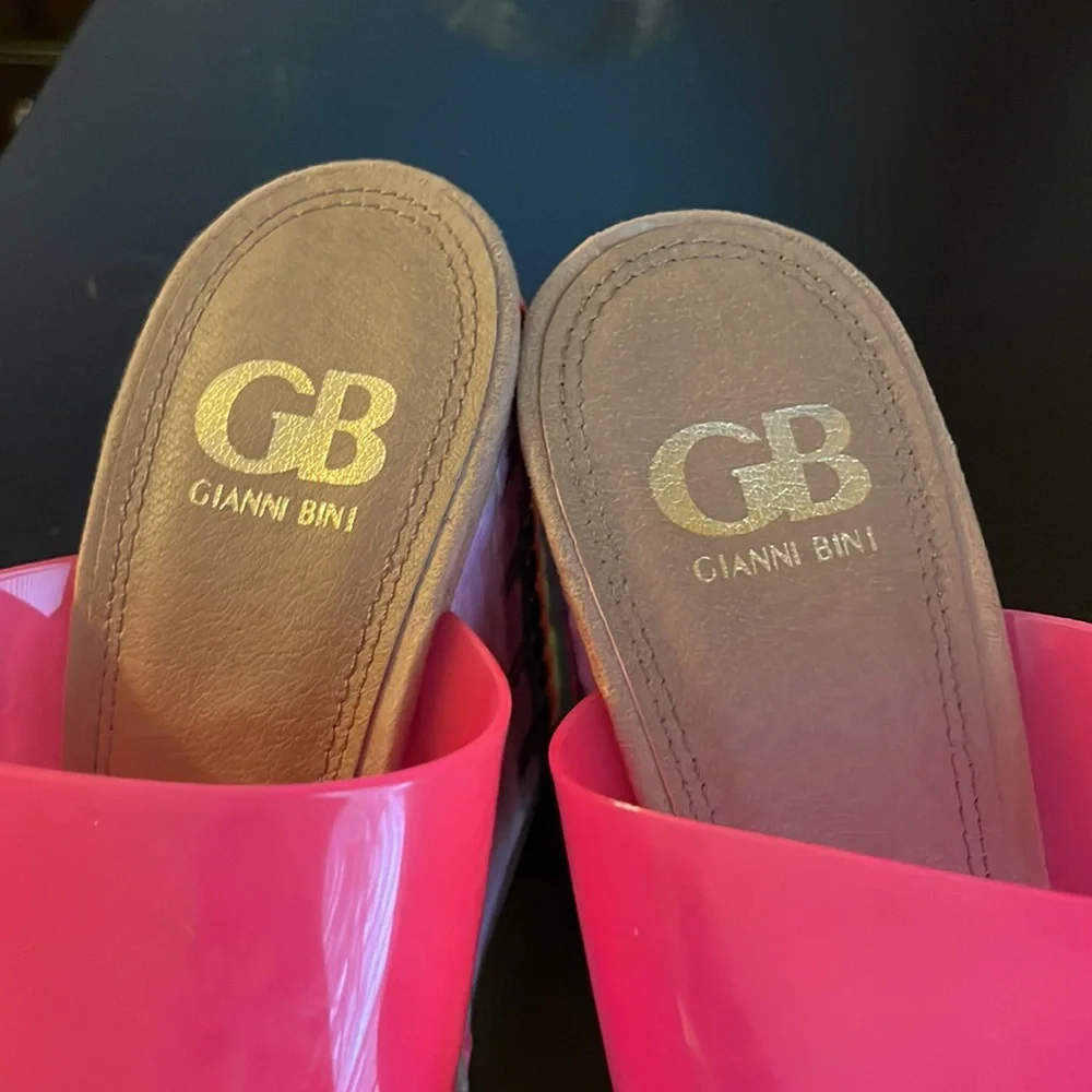 Gianni Bini sandals - Picture 4 of 5